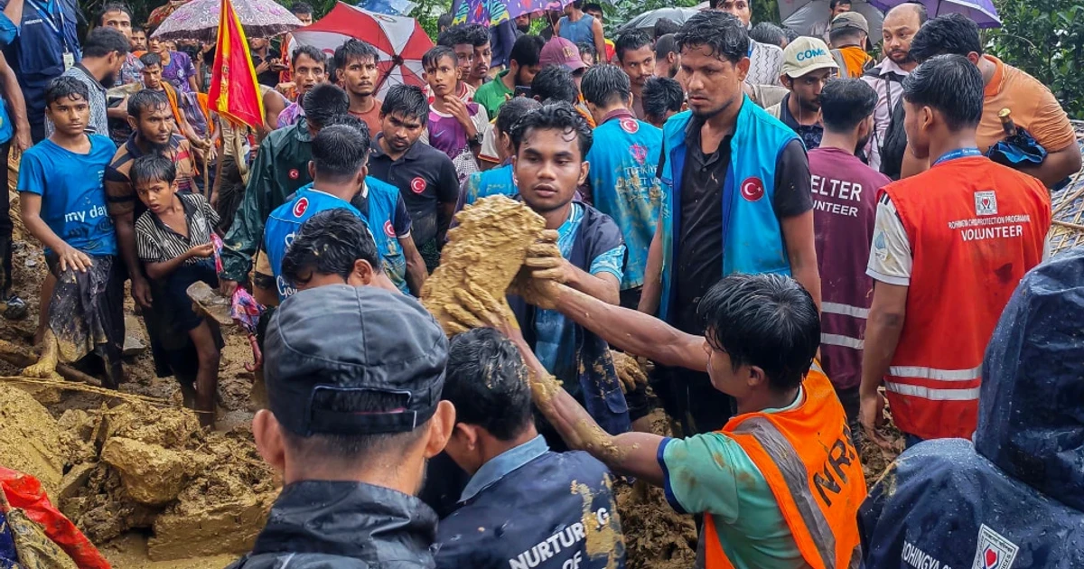 Monsoon landslides kill 14 in Bangladesh Rohingya camps