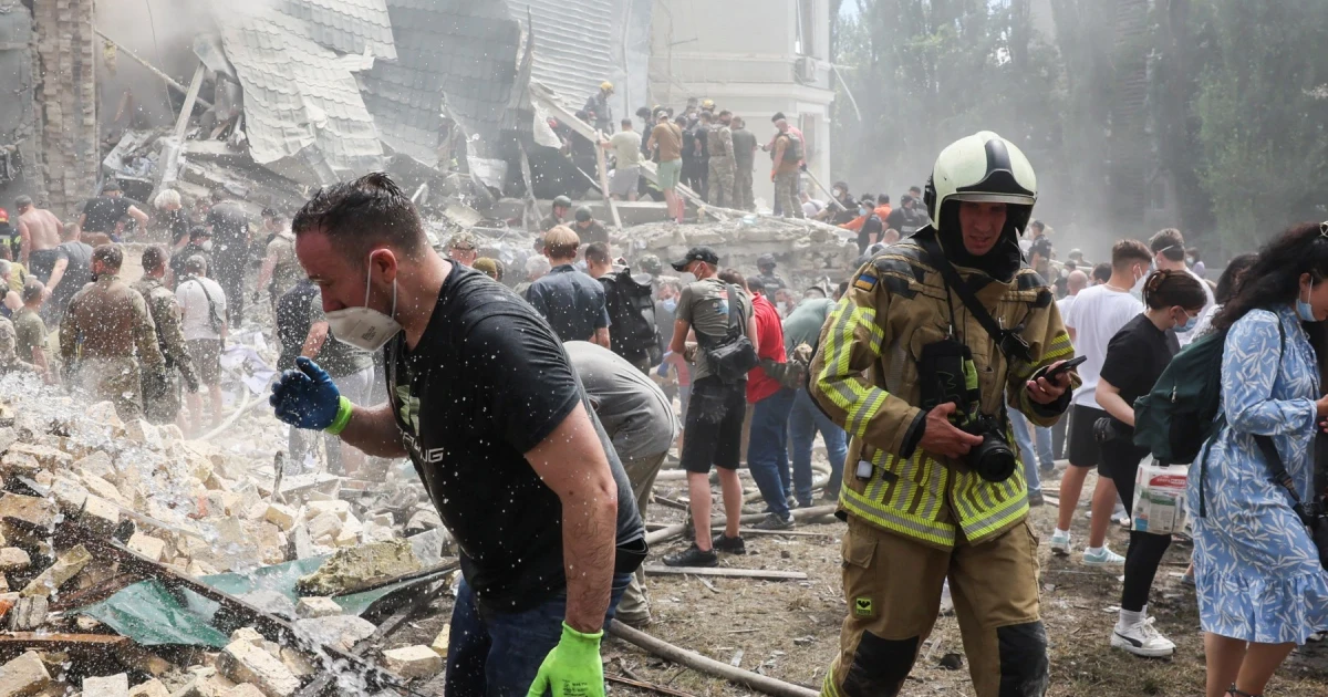 Russian missile attack on Kyiv injures 10, including child