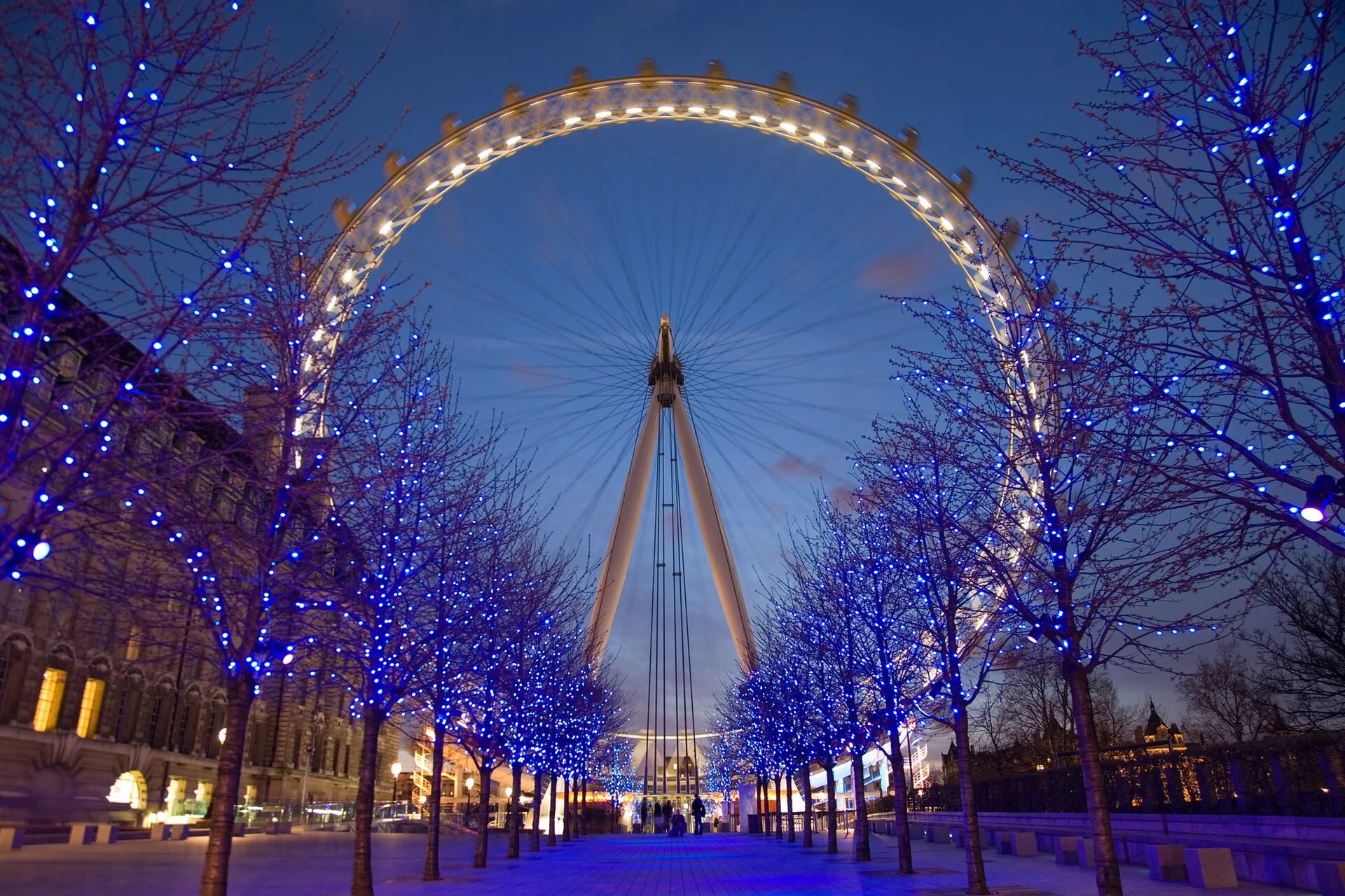 London — Wikimedia Commons