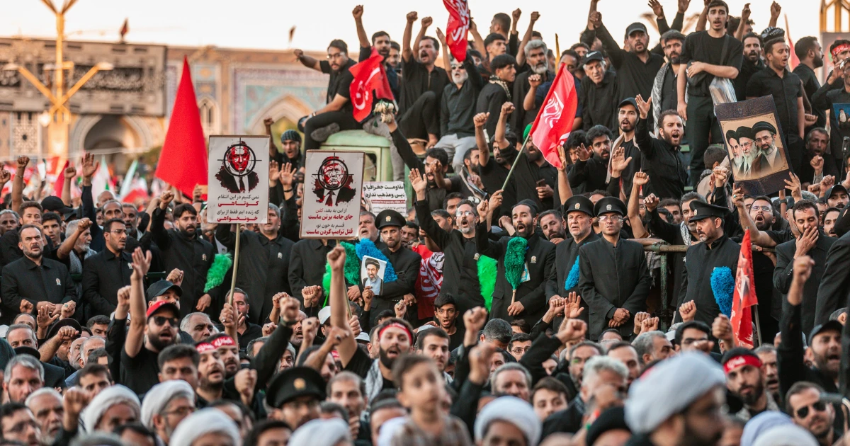 Trump threatens Iran after mourners chant for his death in Tehran