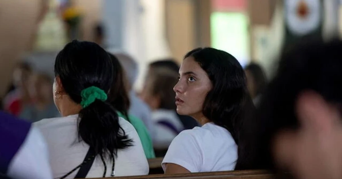 Venezuela teen survivor haunted by friends lost in earthquake ruins