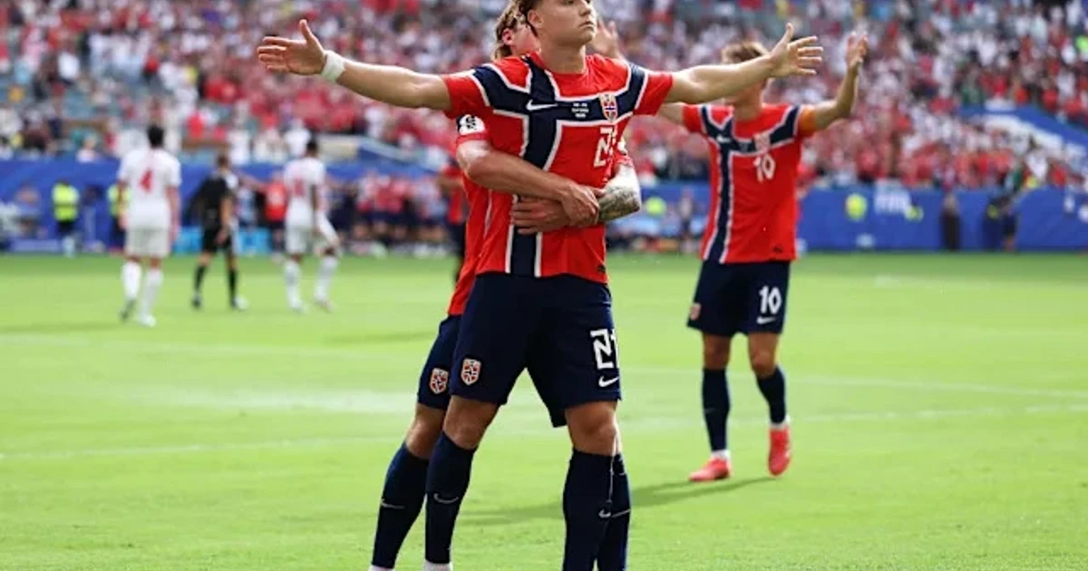 Schjelderup stuns England as Norway takes early World Cup lead