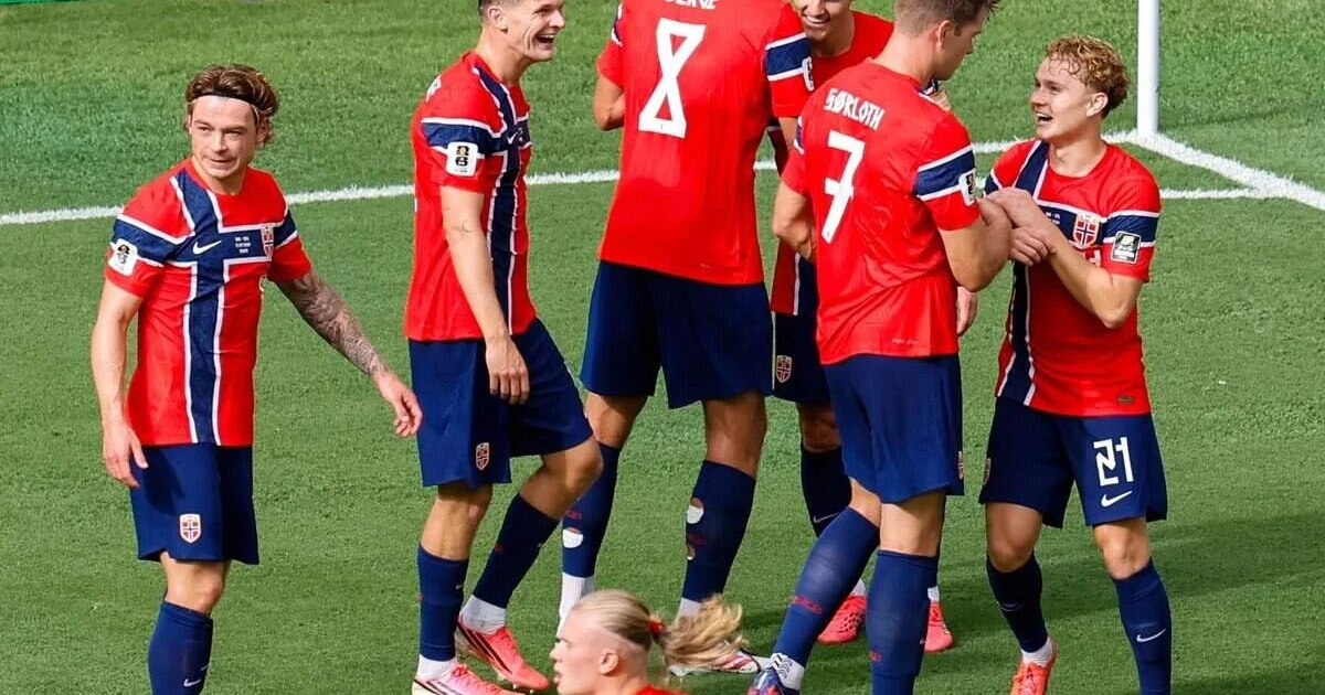 England edge Norway 2-1 to reach World Cup semi-finals