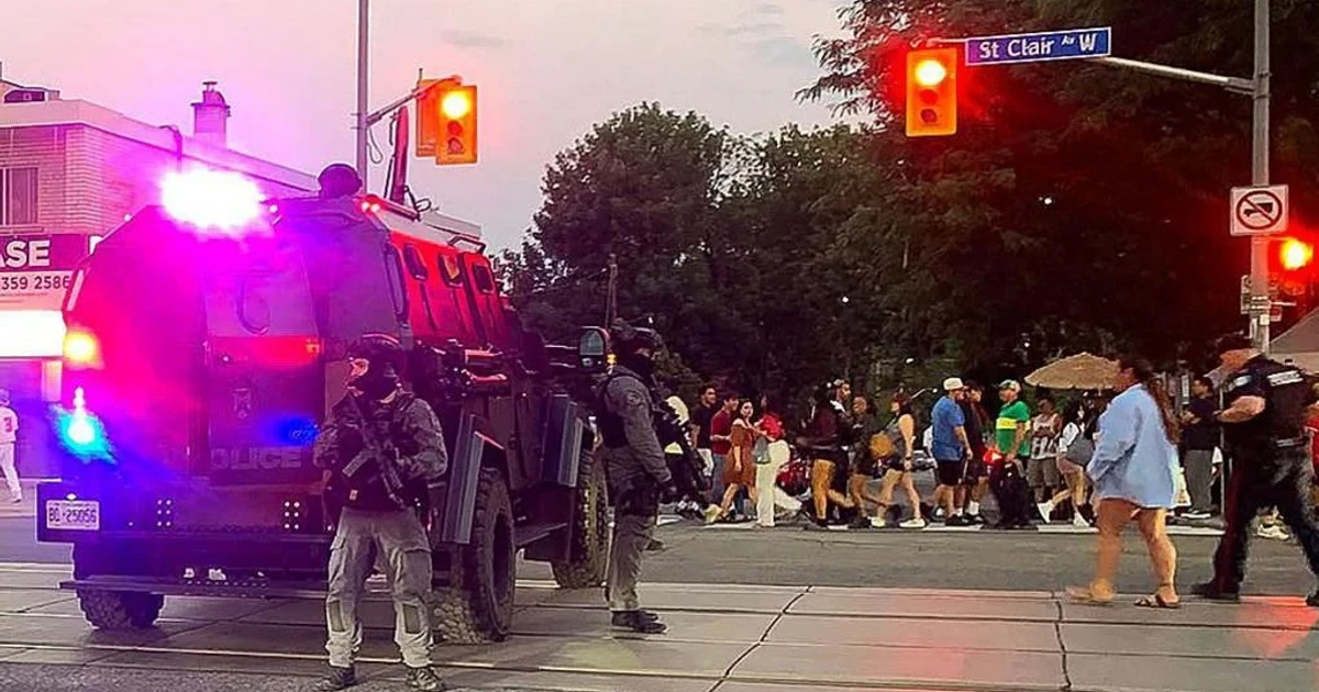 Two dead in Toronto shooting at Salsa on St. Clair festival