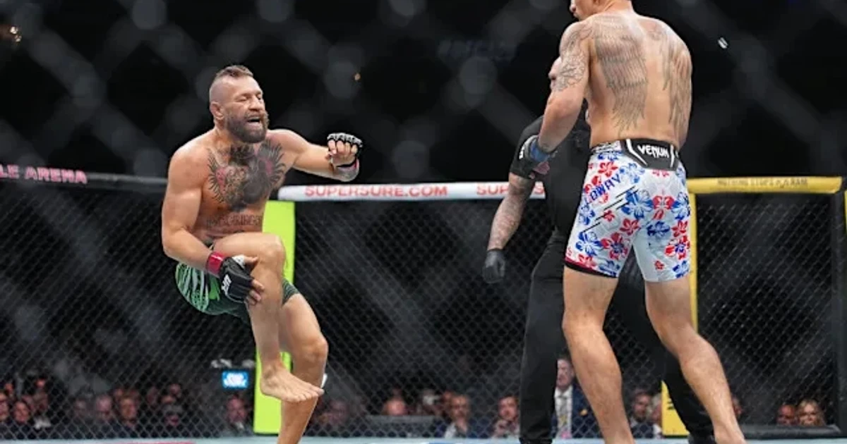 McGregor’s comeback ends early with knee injury, Holloway wins UFC 329