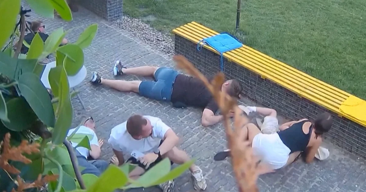 Cameras capture civilians ducking for cover during Sumy attack