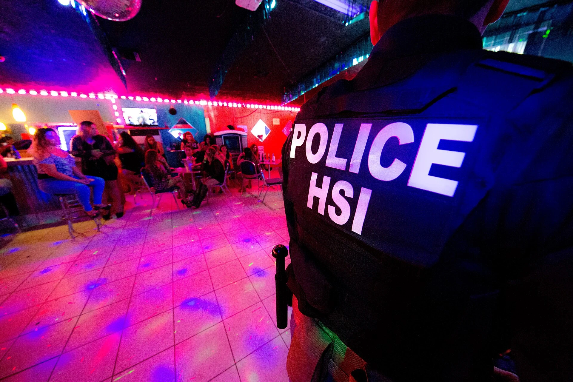 Immigration and Customs Enforcement — Wikimedia Commons