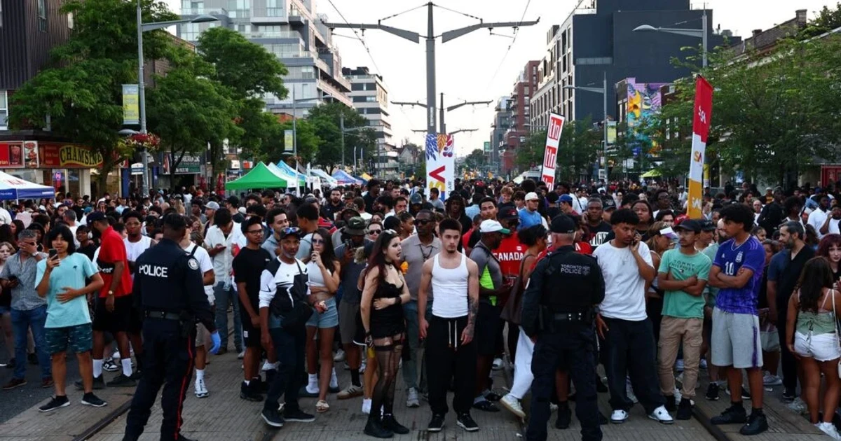 Toronto police search for suspects after deadly festival shooting