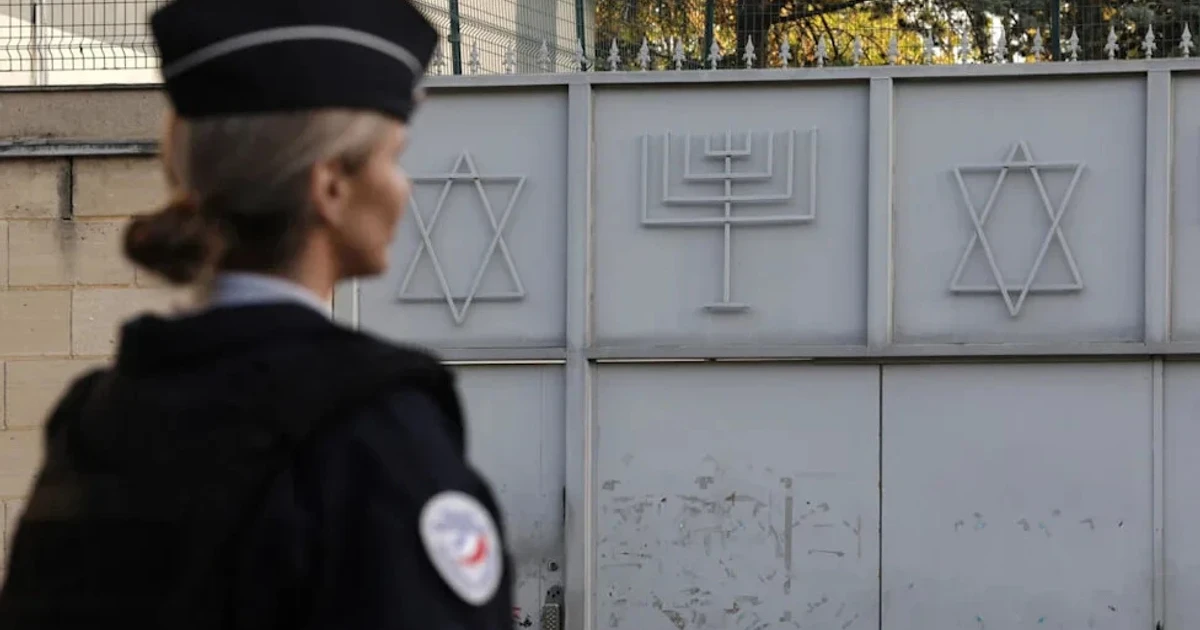 French prosecutors probe guns found near Sarcelles synagogue
