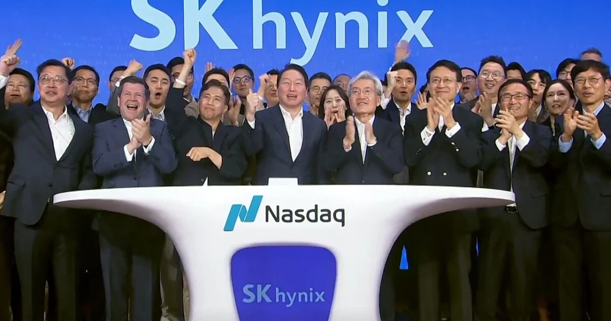 SK Hynix shares slide after record $26.5 billion Nasdaq debut