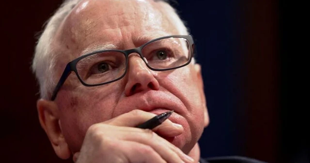 Walz mobilizes National Guard as Minnesota wildfires spread near Canada