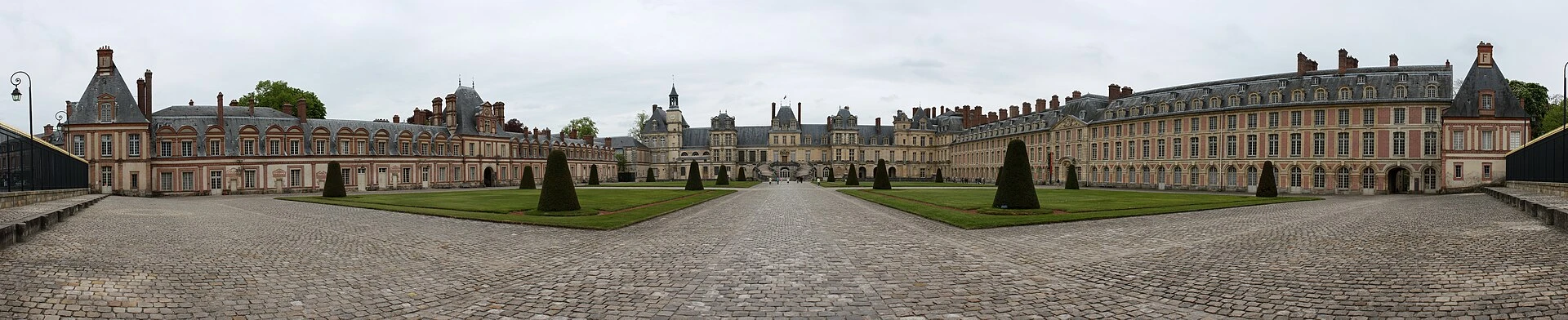 Fontainebleau — Wikimedia Commons