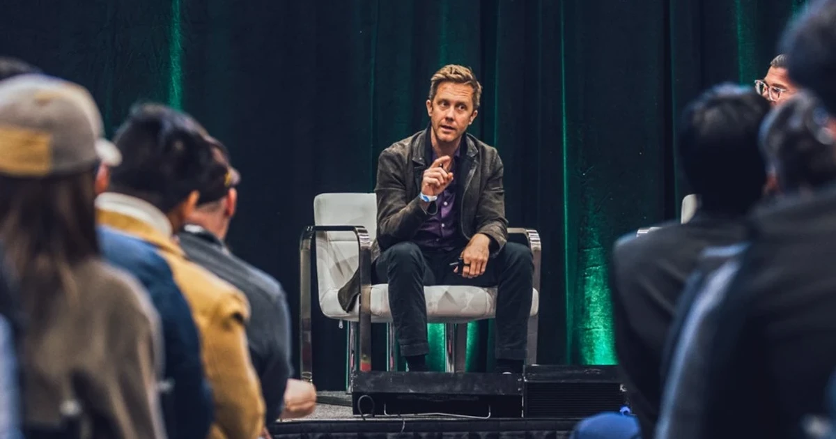 Tech founders return to hands-on roles as AI wealth boom intensifies