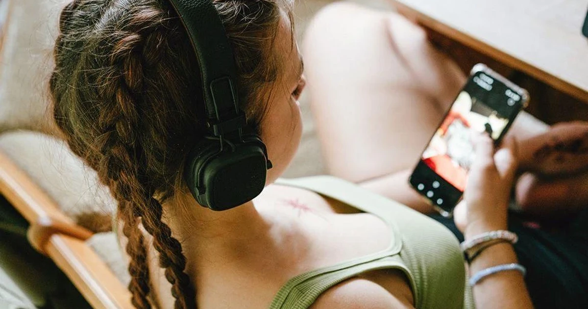 Study finds YouTube still recommends harmful diet videos to teens