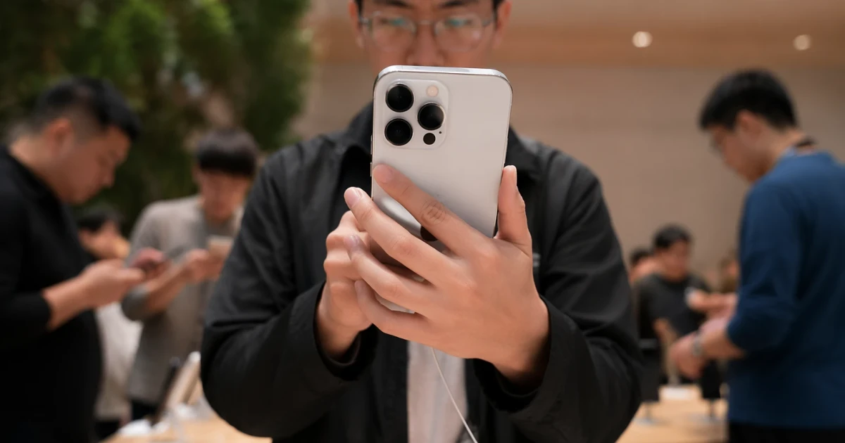 China smartphone shipments fall for fifth straight quarter as Huawei, Apple grow