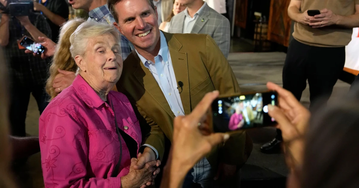 Democrats eye governor wins in Iowa and Ohio as GOP holds power