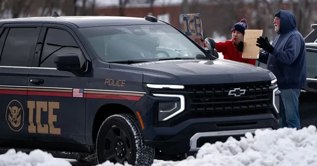 ICE suspends vehicle stops tied to immigration enforcement nationwide
