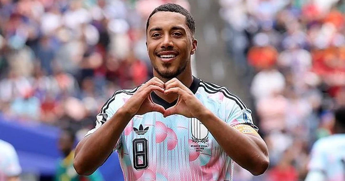 Manchester United sign Youri Tielemans from Aston Villa on five-year deal