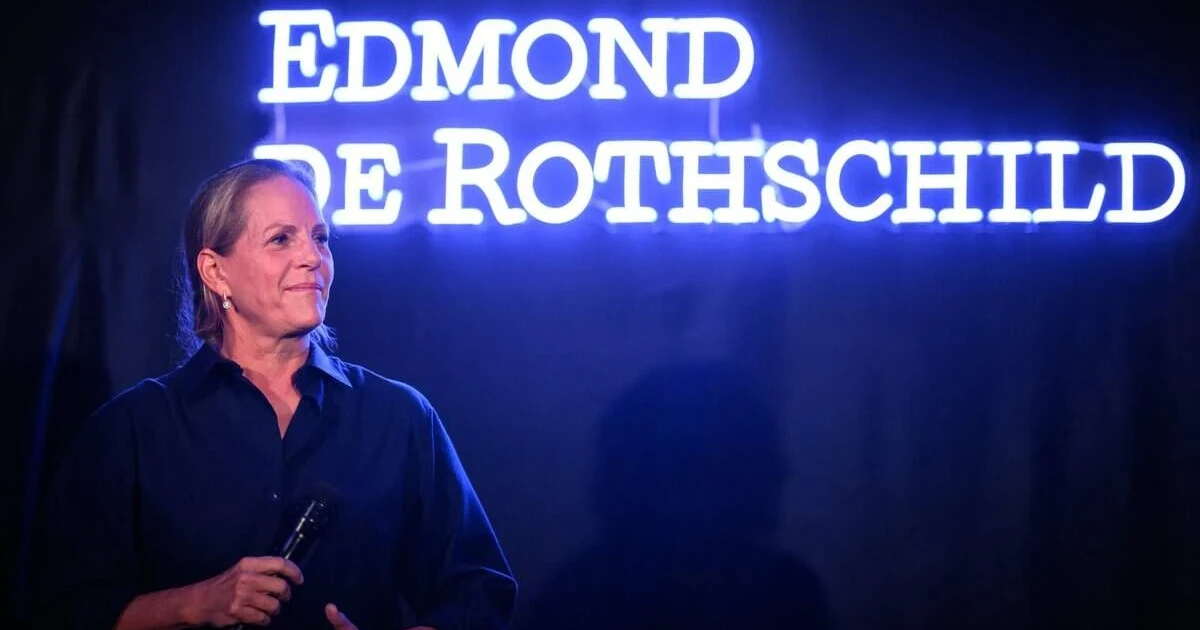 Jeffrey Epstein earned $25 million helping Swiss bank settle DOJ case