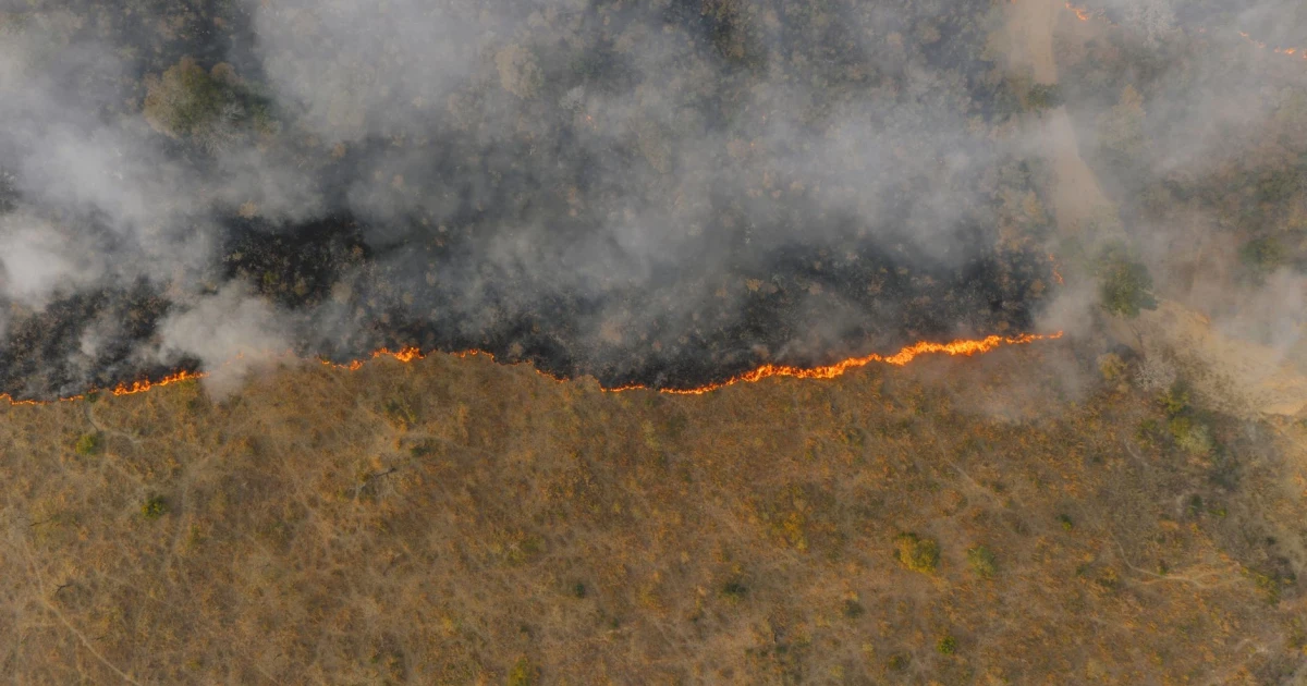 Canada warns extreme heat and wildfire smoke can hit together