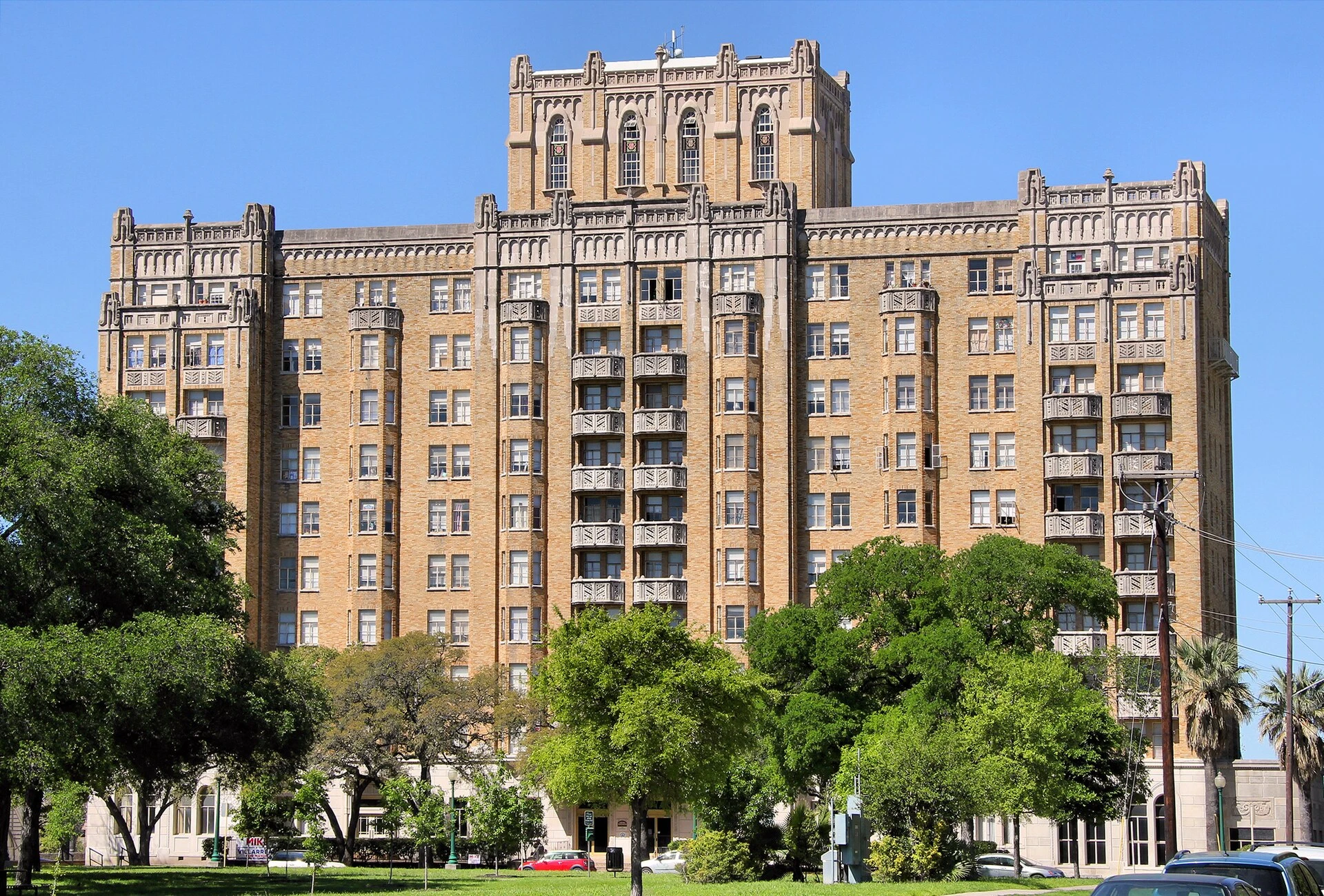 San Antonio — Wikimedia Commons