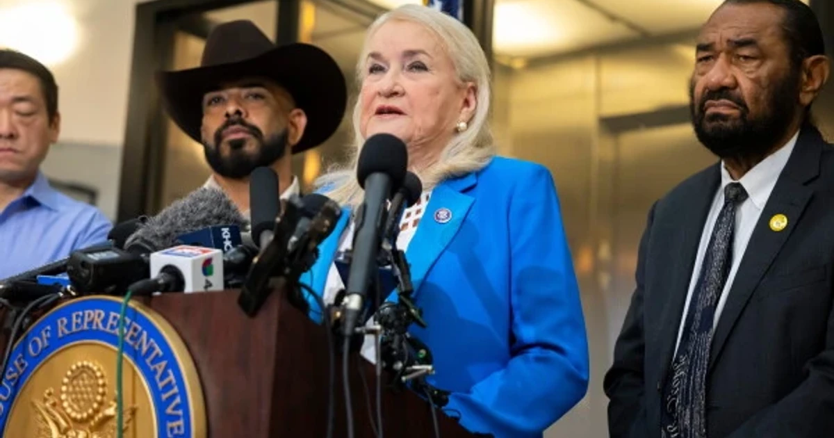 Fatal shootings renew scrutiny of ICE body camera rollout