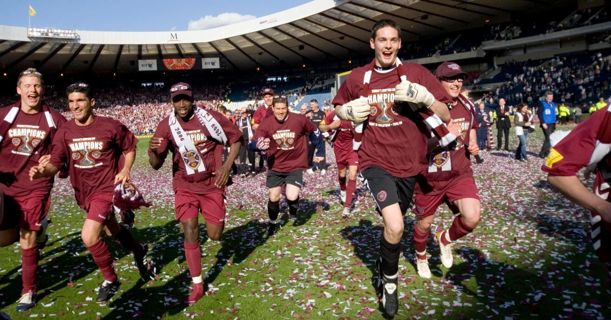 Craig Gordon retires after 25-year career and 84 Scotland caps