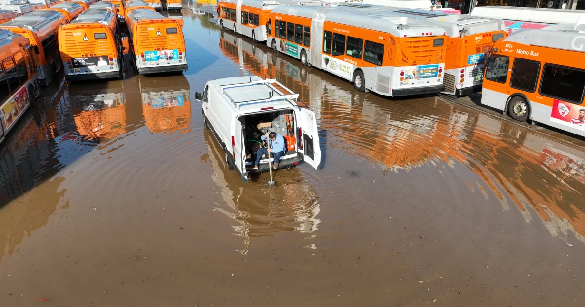 Century-old water main burst floods Sunset Boulevard, opens giant sinkhole