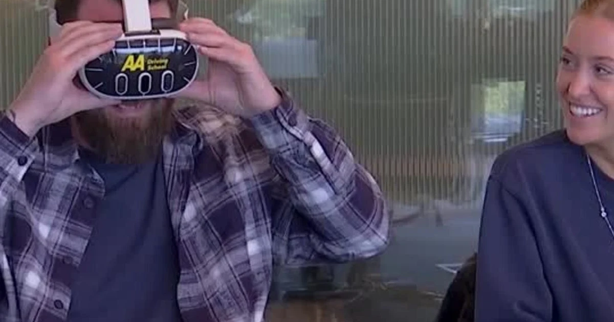 Virtual reality helps driving instructors prepare students for road hazards