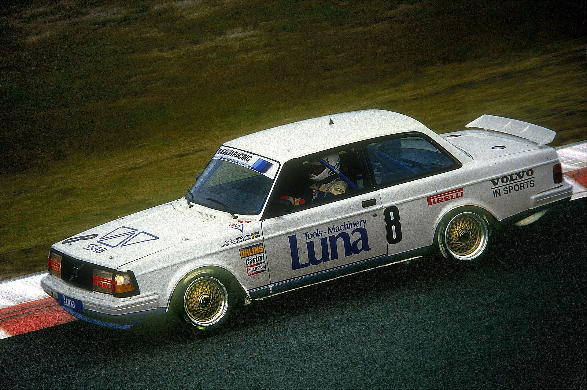 Volvo — Wikimedia Commons