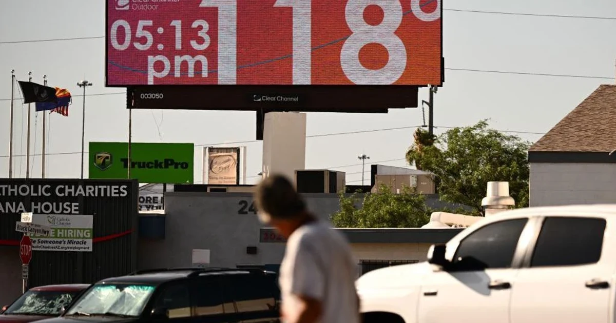 Maricopa County sees first annual decline in heat deaths in a decade