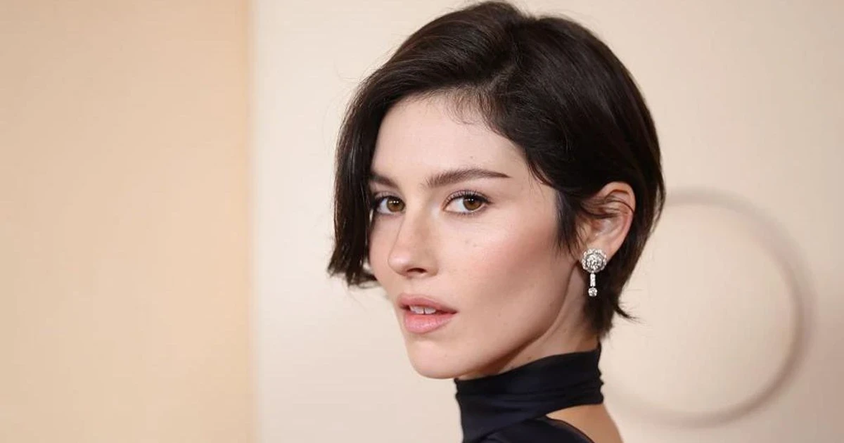 Gracie Abrams' The Secret of Us pairs sharp lyrics with muted production