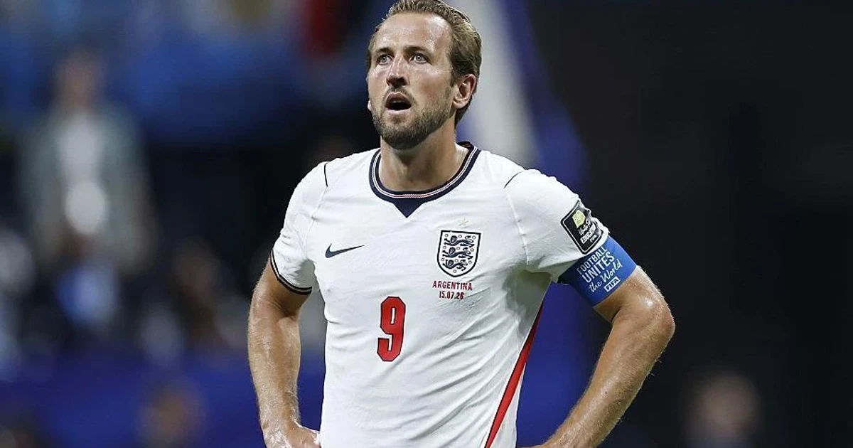 England weigh false-nine future as Kane succession debate grows