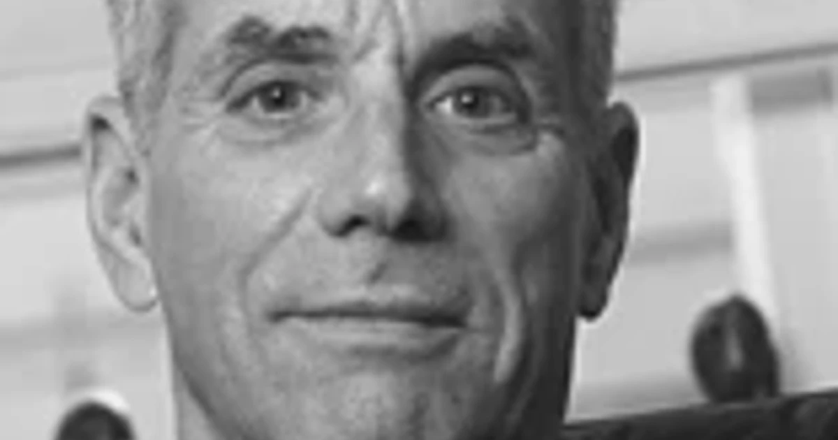 Walt Odets, psychologist who wrote about survivor guilt, dies at 79
