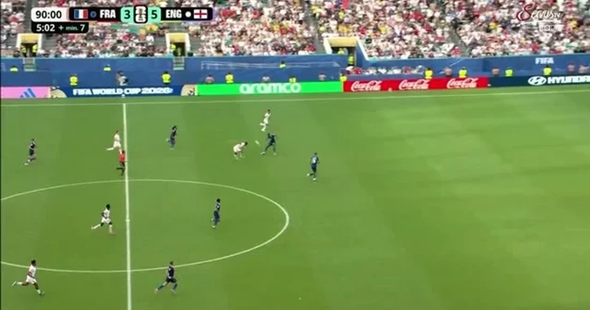 Dembélé strikes late as France falls short against England
