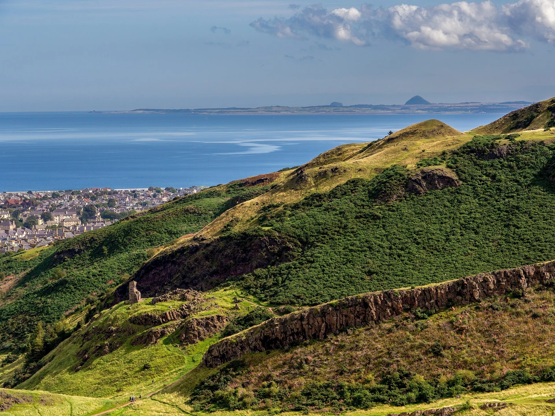 Arthur’s Seat — Wikimedia Commons