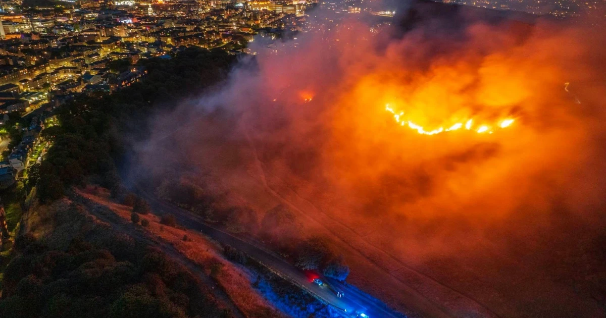 Fire engulfs Arthur's Seat in Edinburgh, human activity suspected