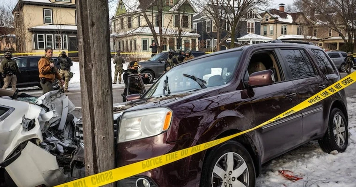 FBI shifts immigration agent cases to HSI after Minneapolis shootings