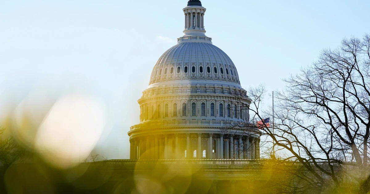 Congress races to avoid another shutdown fight before midterms