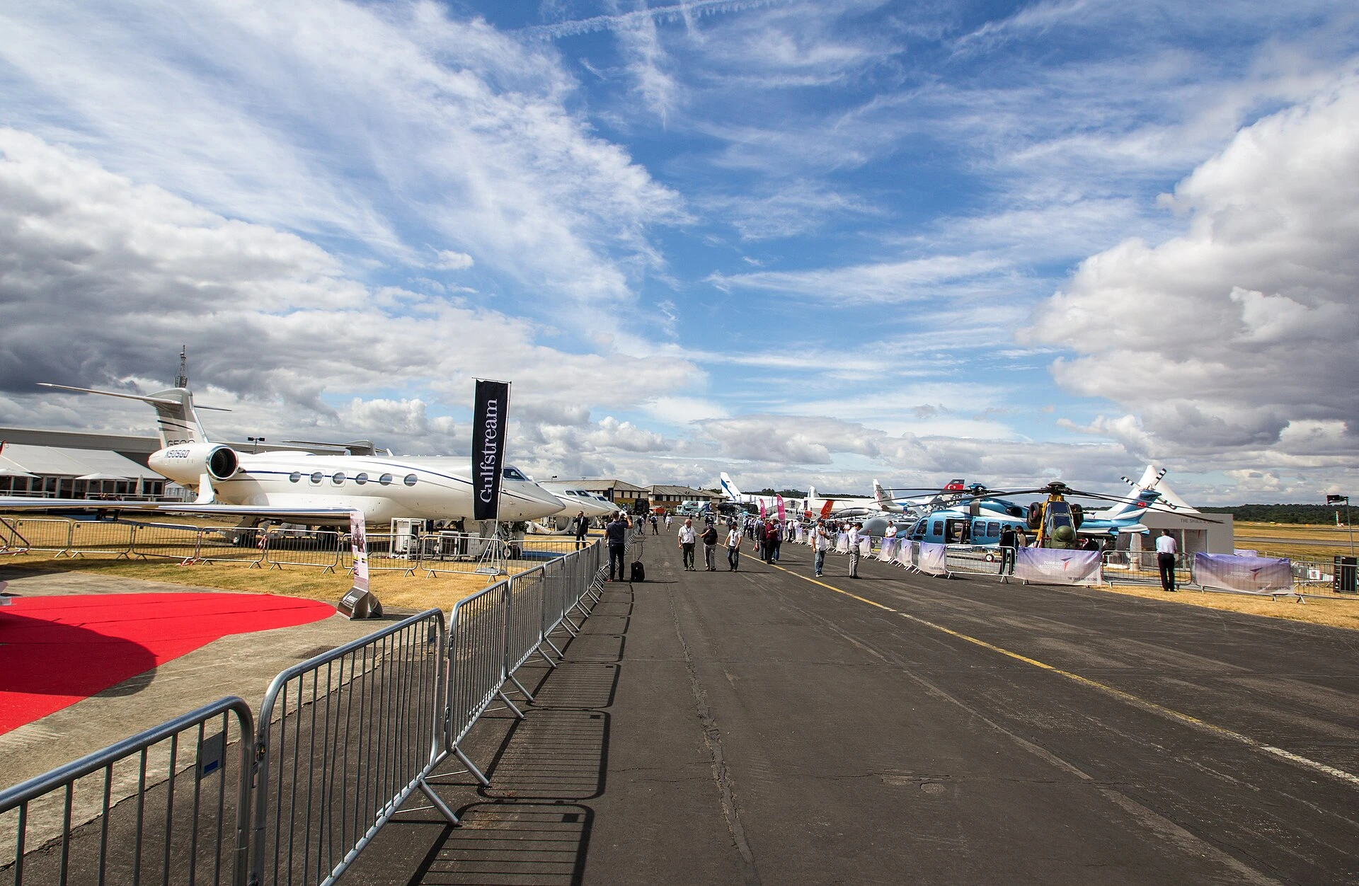 Farnborough Airshow — Wikimedia Commons