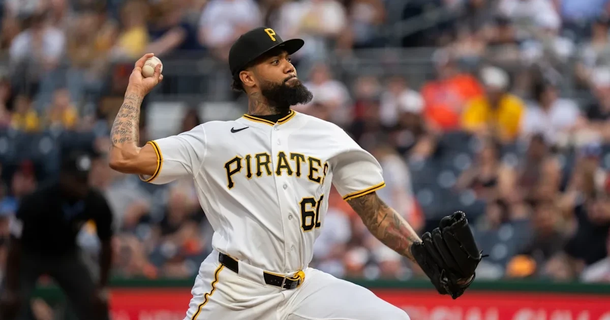 Pirates add Ron Marinaccio, designate Dennis Santana for assignment