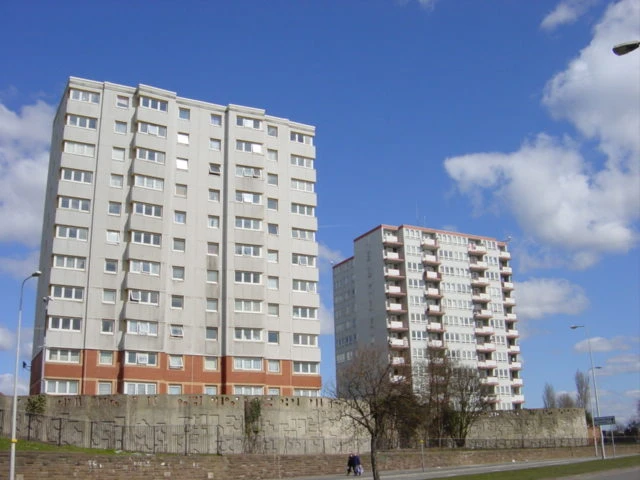 Huyton — Wikimedia Commons