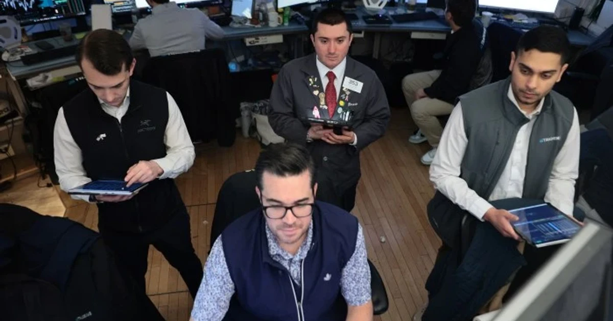 Wall Street futures edge higher after tech selloff, Middle East tensions