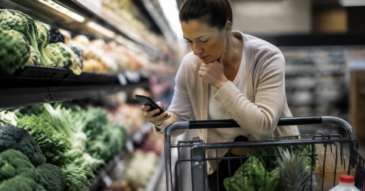 Americans rethink grocery shopping as food prices stay painfully high