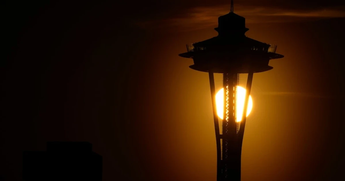 Police search for men who BASE jumped from Seattle Space Needle