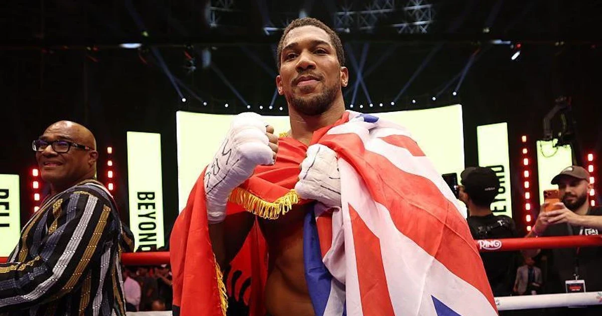 Joshua’s comeback win over Prenga revives long-awaited Fury fight talks