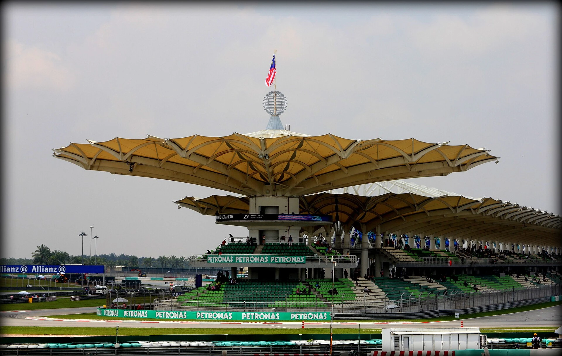 Sepang International Circuit — Wikimedia Commons