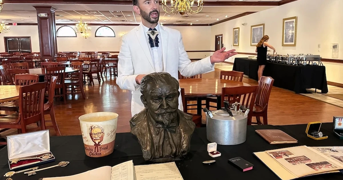 Colonel Sanders memorabilia heads to auction in Kentucky