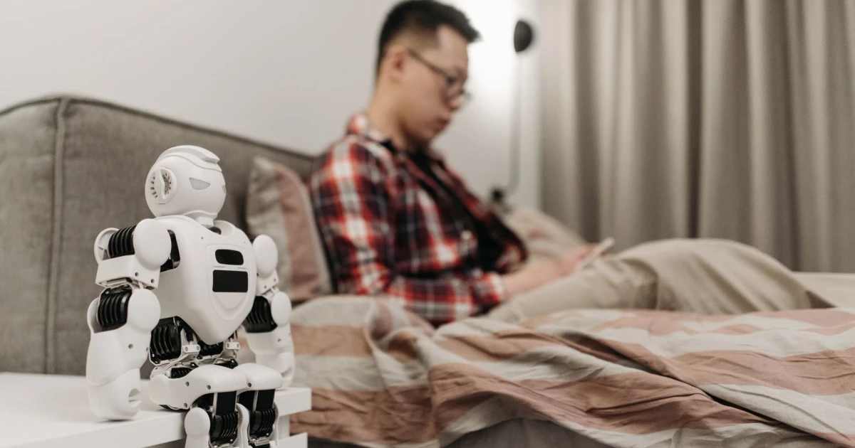 FCC bans foreign-made humanoid robots and power inverters over security fears