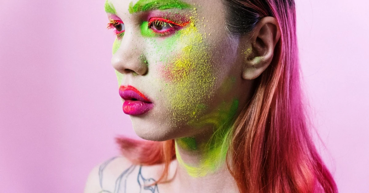 Health warnings issued over toxic neon makeup this festival season